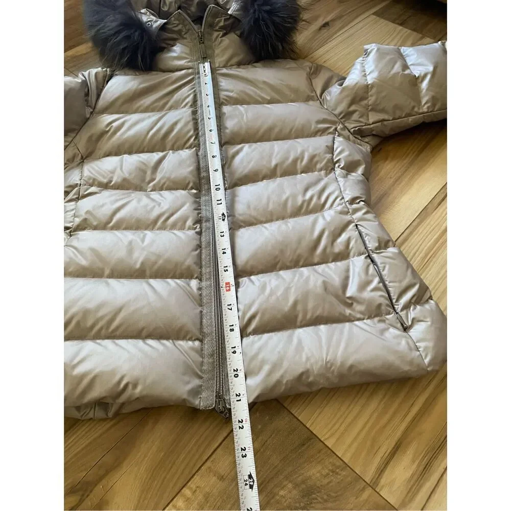 Moncler down grey jacket for women size 02.(M) - Picture 4 of 15